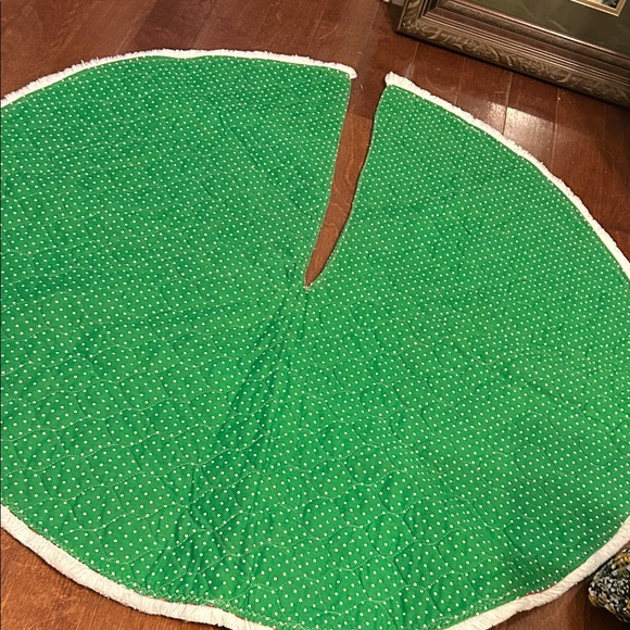 Patchwork Christmas Tree Skirt - Red, Green, White - Picture 2 of 2